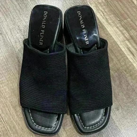 Donald Pliner Women’s Haze Black Mule Block Heel Sandal Size 7 - Picture 12 of 15